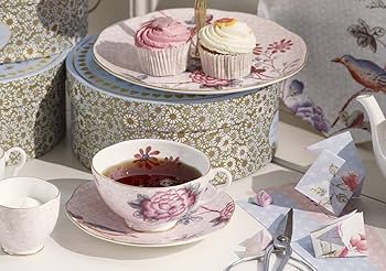 （ウェッジウッド）CUCKOO ボーンチャイナ 4枚セット Amazon.com | Wedgwood Cuckoo Teacup & Saucer Set: Teacup